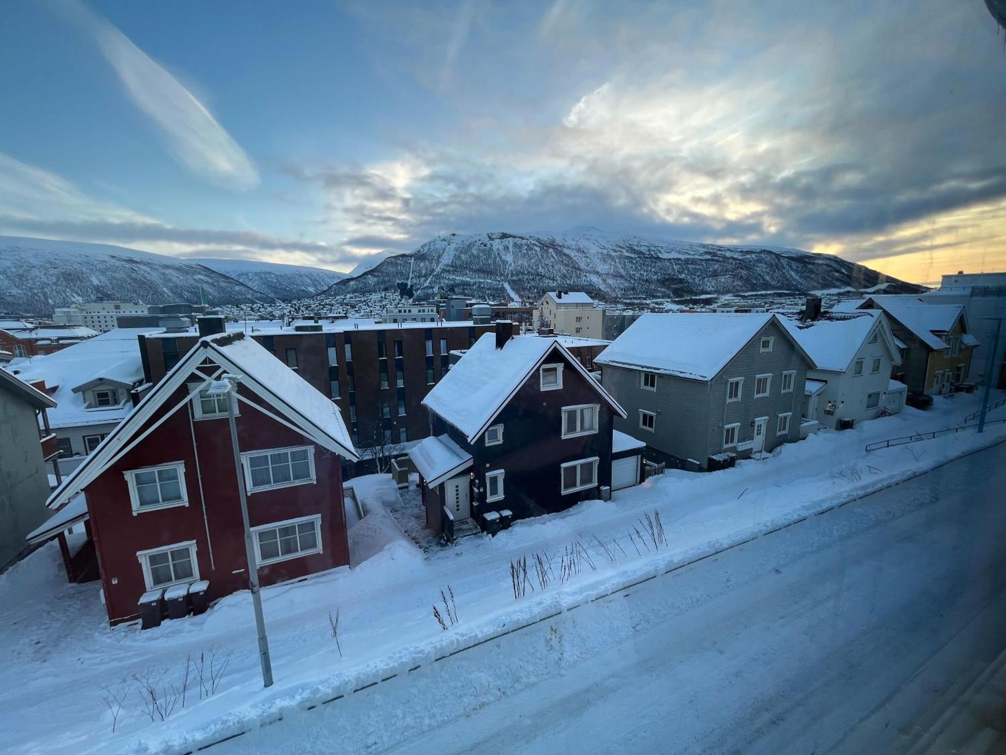 Enter Backpack Apartments Tromsø Eksteriør billede